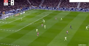 开云体育下载-【西甲】马竞2比4巴萨 费兰双响巴萨上演大逆转