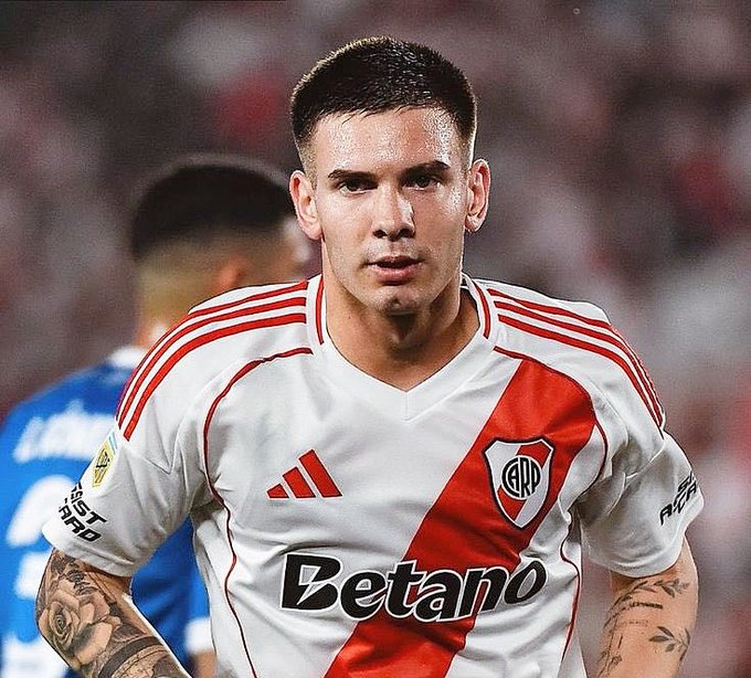 斯基拉：河床17岁小将马斯坦托诺将加盟皇马，转会费4500万欧