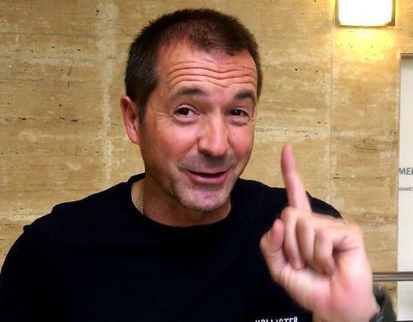 开云官网-评论员:皇马没啥战术,只知道把球交给姆巴佩或维尼修斯发挥