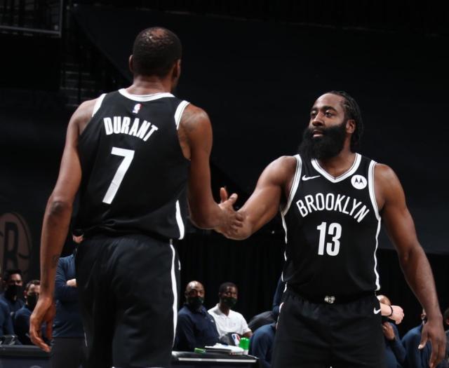 kaiyun-联手哈登争冠在望?杜兰特悄悄掉入另一个漩涡