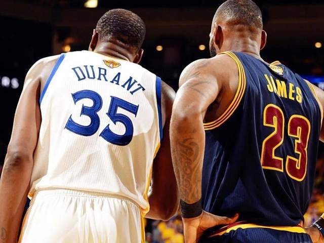 开云-詹库杜时代终章：英雄迟暮，每一场都看一场少一场