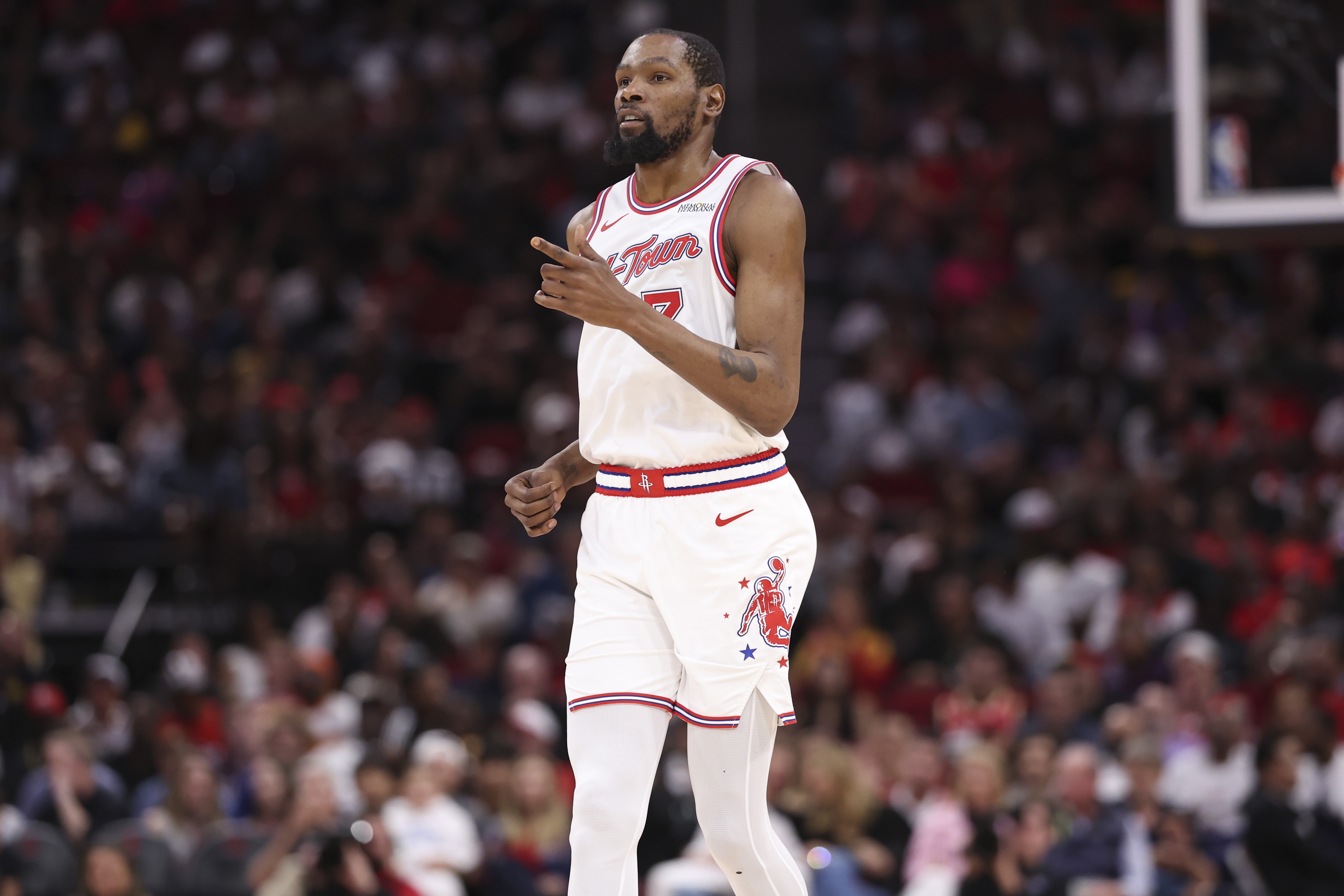 kaiyun-老而弥坚！杜兰特本季高效场均26+5.5+4.8&amp;三项命中率52%/41%/87%