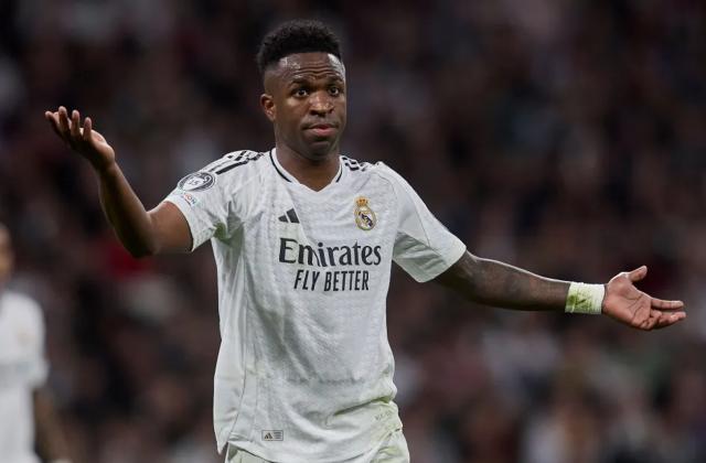 kaiyun-西媒复盘马德里德比：维尼修斯硬挤中路，安帅警告